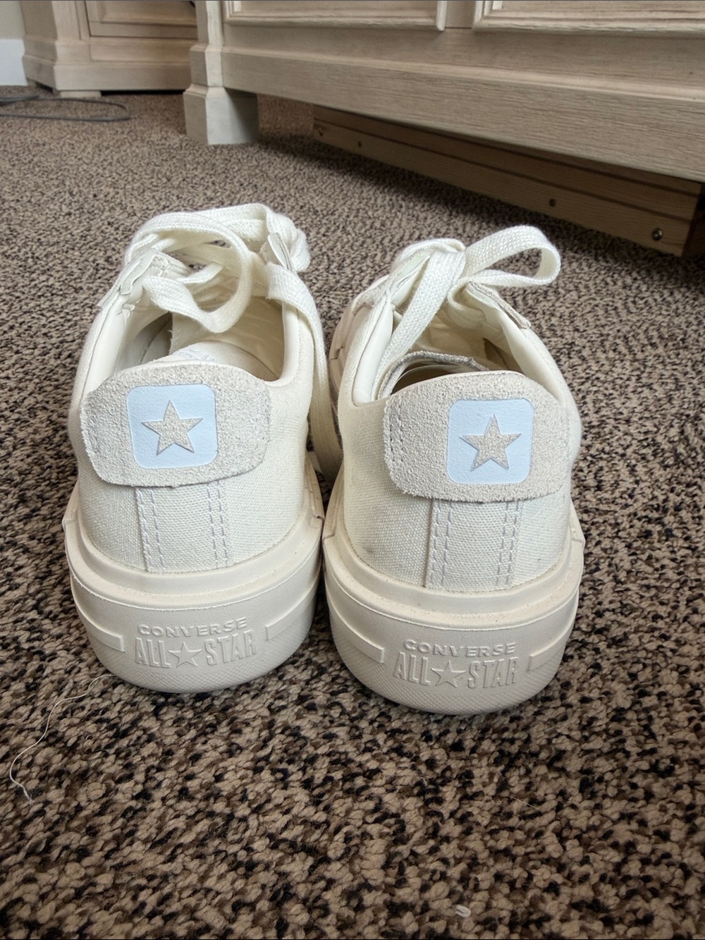 Converse Platform Low-Top Sneakers in cream - Picture 2 of 8